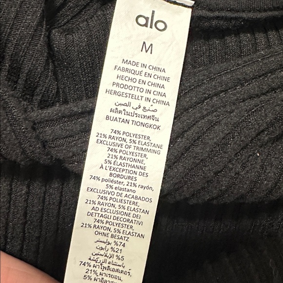 💕 Alo Yoga Muse Hoodie & Jogger Set Size S/M - Picture 4 of 5